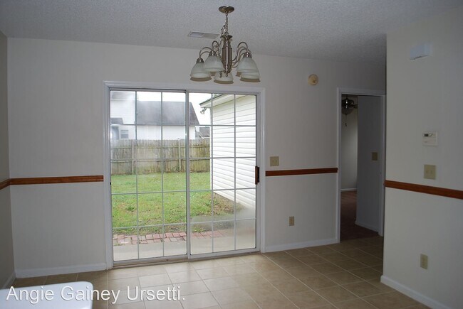 Foto del edificio - 3 br, 2 bath House - 150 Mossy Oaks Ave