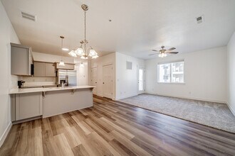 Building Photo - 665 N 380 W