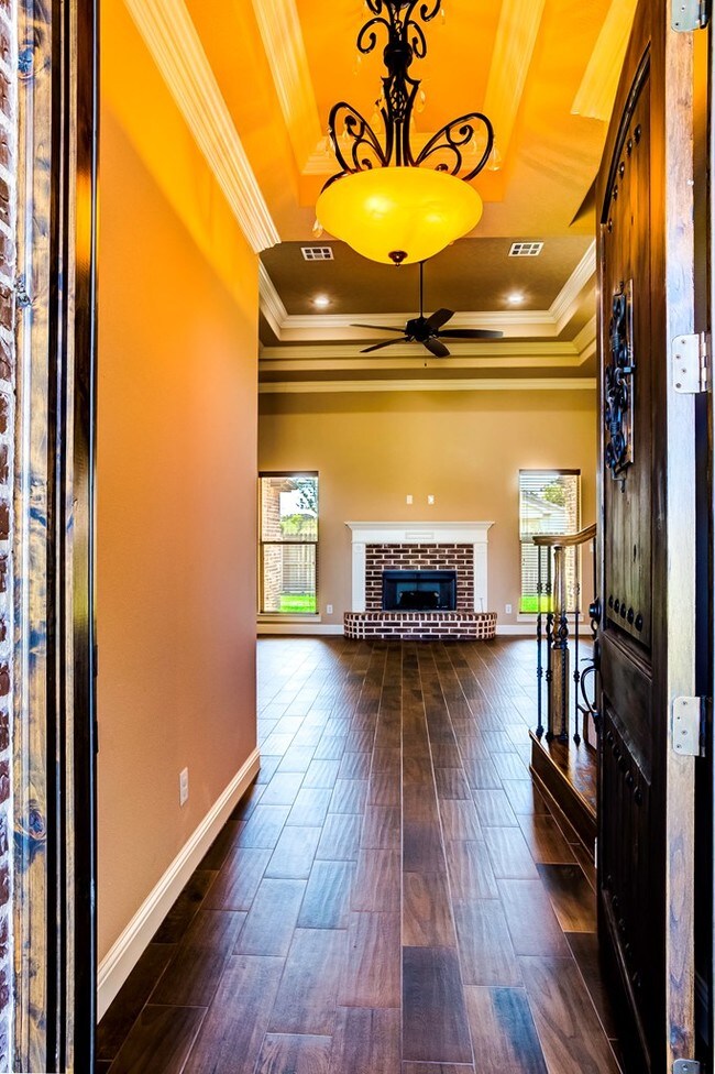 Foto del edificio - 156 Sterling Ridge Dr