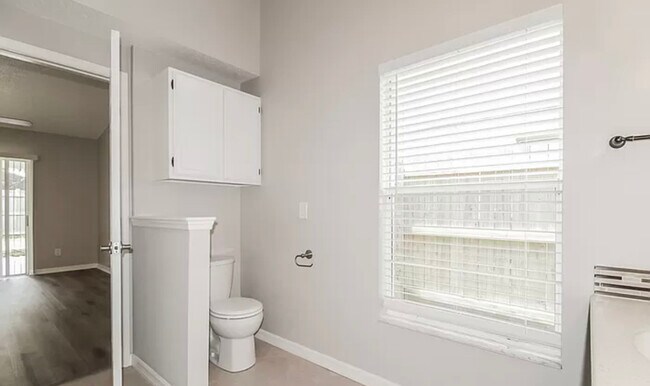 Building Photo - 508 Wexdon Ct