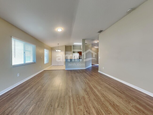 Foto del edificio - 6821 Aramon Ct