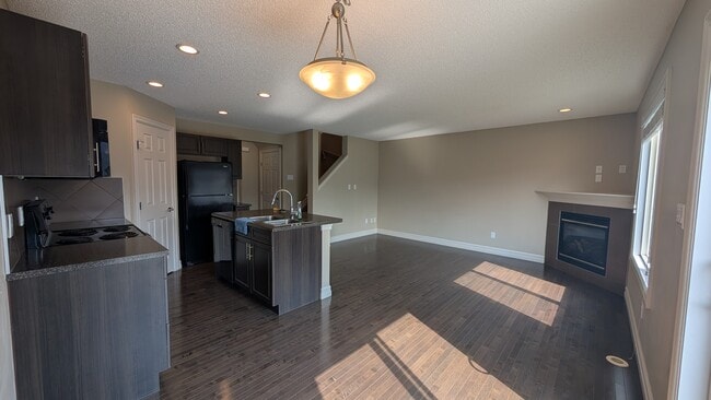 Building Photo - 6837 Cardinal Link SW
