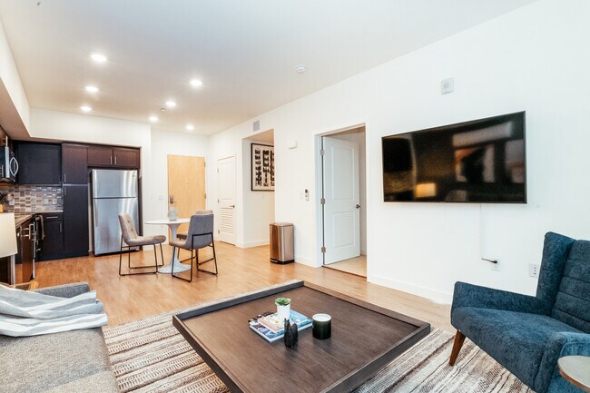 Building Photo - 400 Station Park Cir