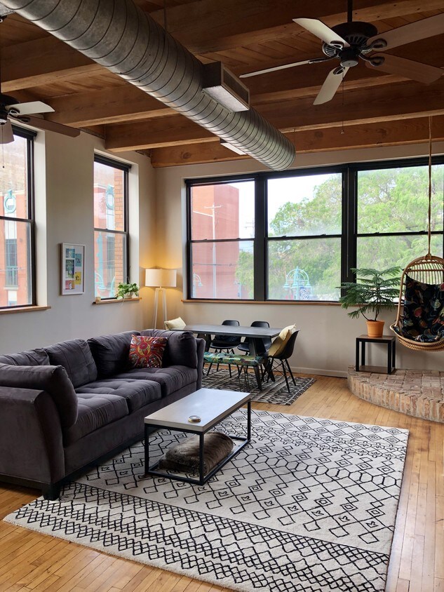 Living Room - 273 E Menomonee St