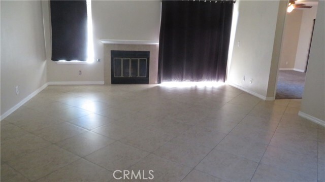 Building Photo - 44688 La Paz Rd