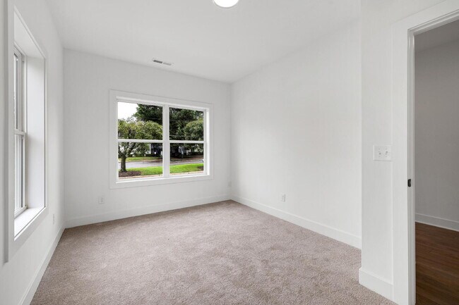 Building Photo - 1313 Garner Rd