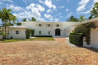 Building Photo - 610 Sabal Palm Rd
