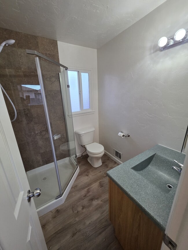 Foto del edificio - 545 N 25th St