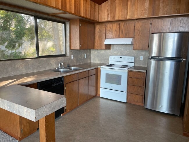 Building Photo - Comfortable View Home in Greenbank!