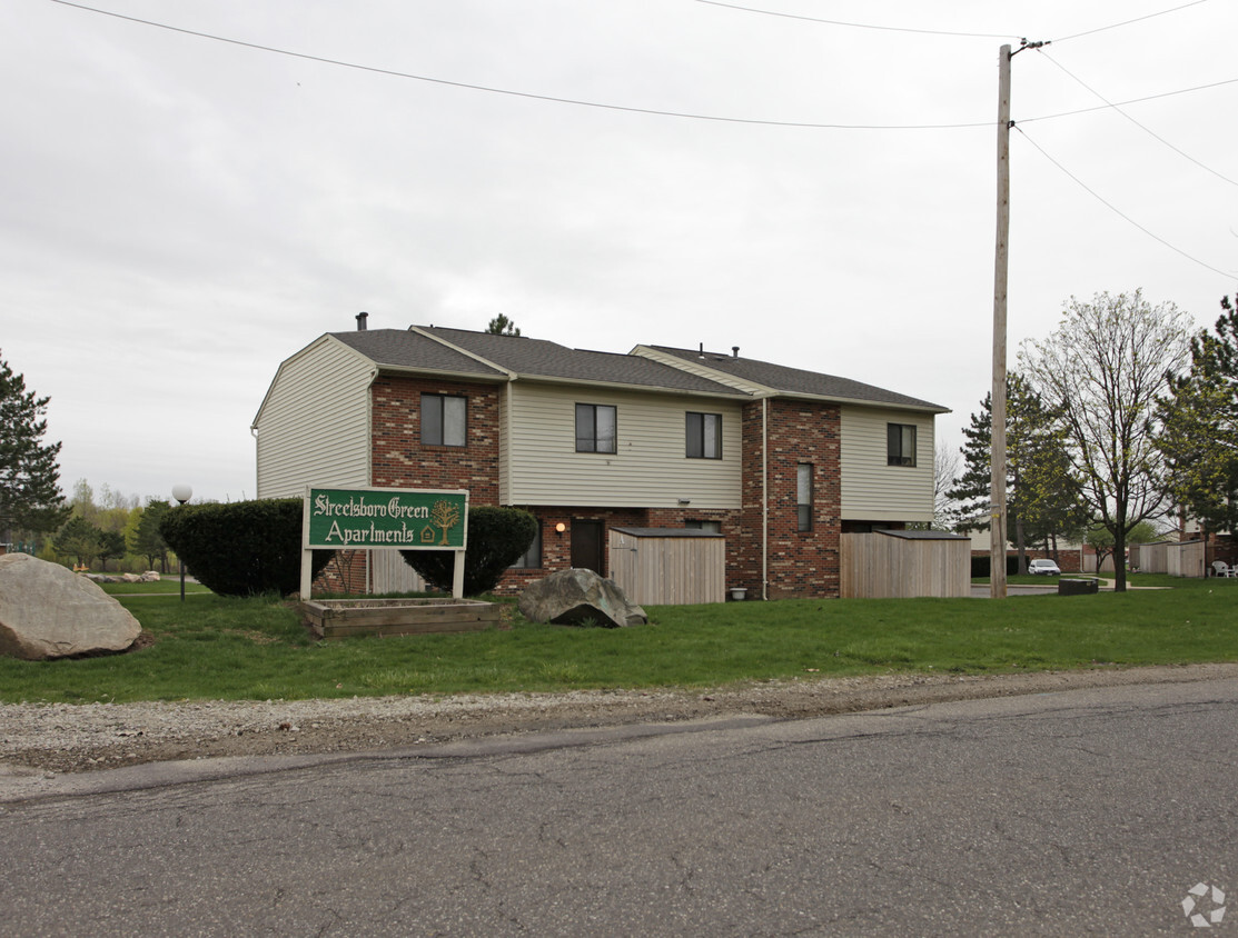 Primary Photo - Streetsboro Green