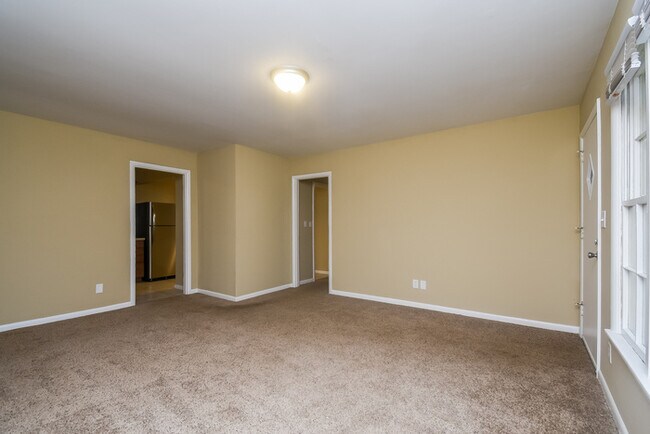Foto del edificio - 1120 Lay Drive