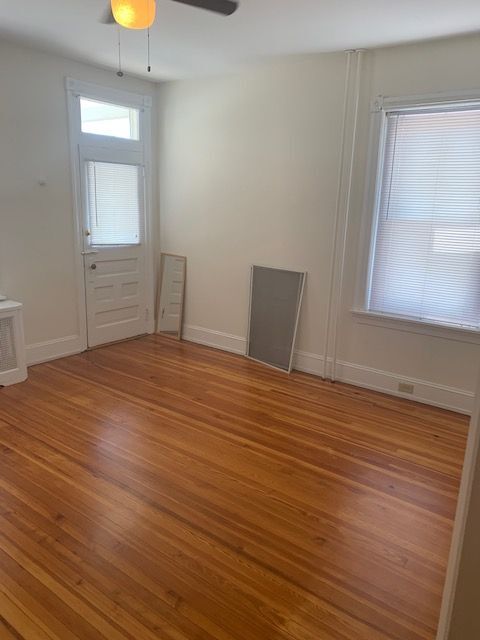 Foto del edificio - 815 Tremont Ave