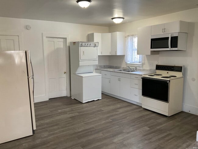 Building Photo - 1123 Michigan Ave