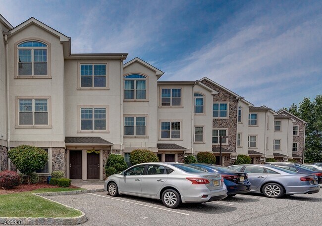 Ground floor unit - 1625 Paterson Plank Rd