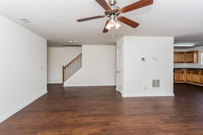 Building Photo - 2385 Cornell Cir