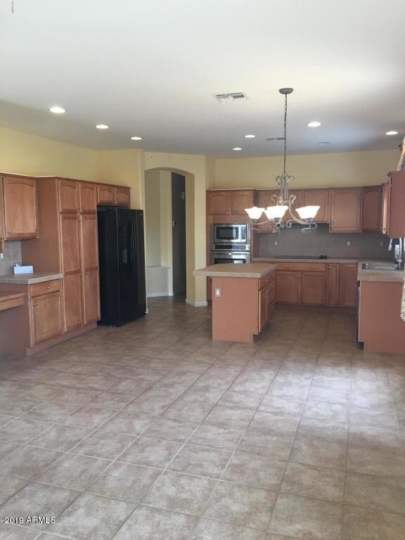 Foto del edificio - 9311 E Arrowvale Dr