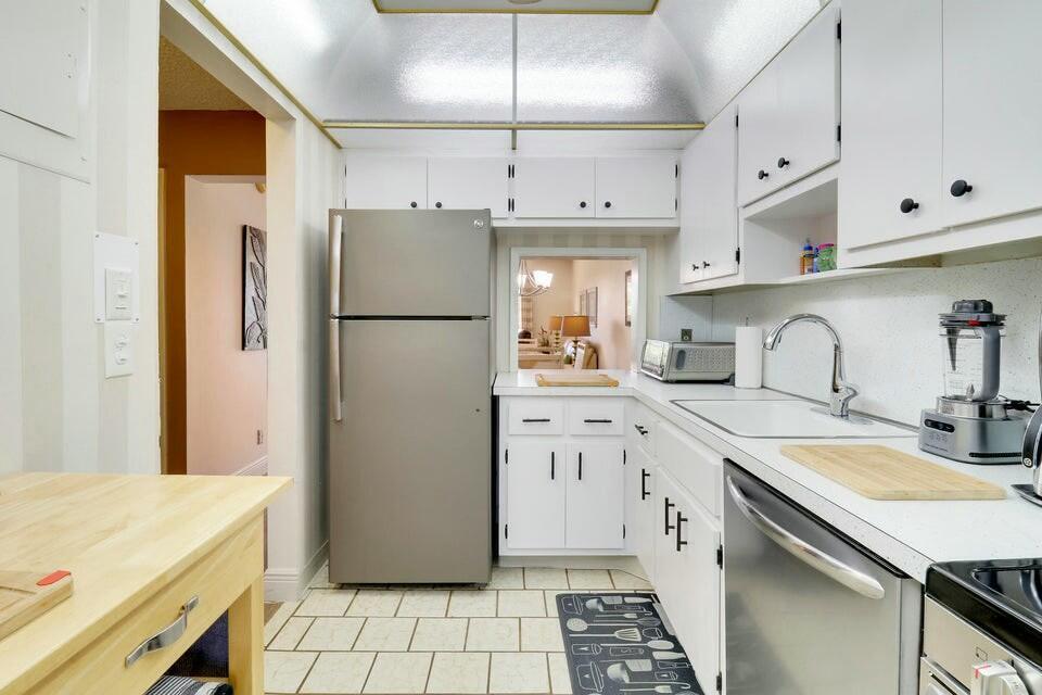 Foto principal - 2350 NE 14th St