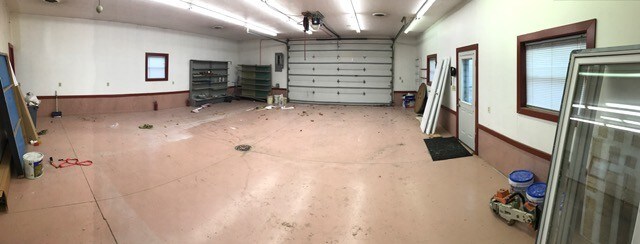 Building Photo - 215 Lincoln Hwy E