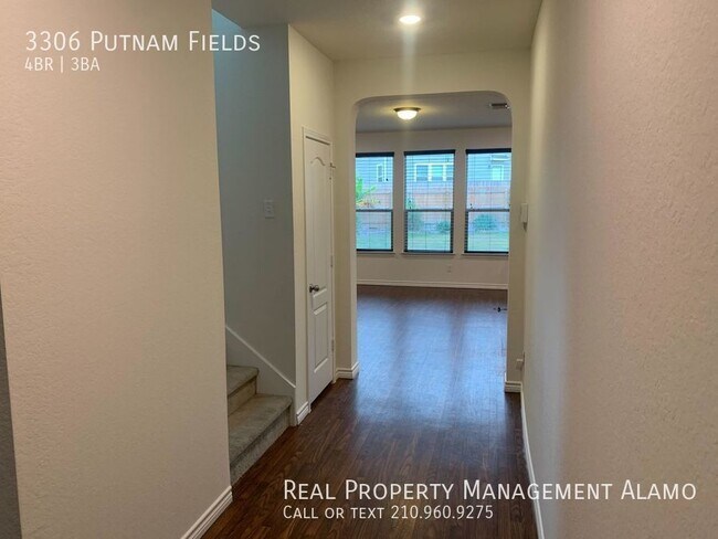 Building Photo - 3306 Putnam Flds