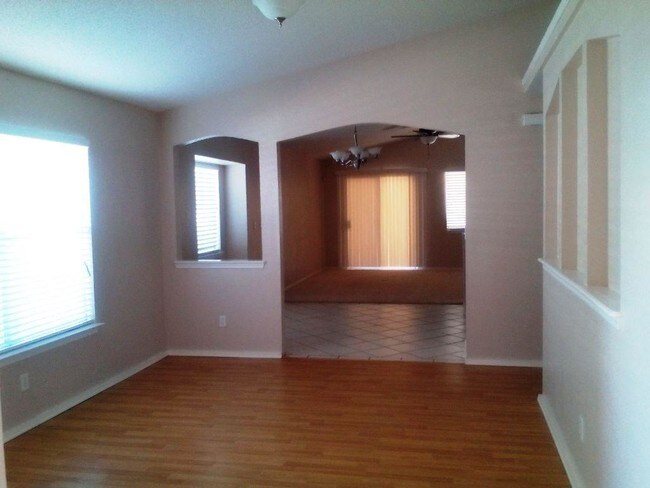 Building Photo - 12532 Alicia Arzola Dr