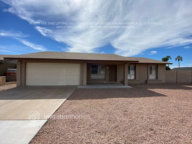 Building Photo - 2515 E Coronita Cir