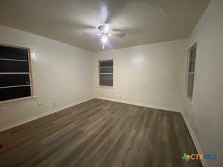 Foto del edificio - 1512 E Barton Ave