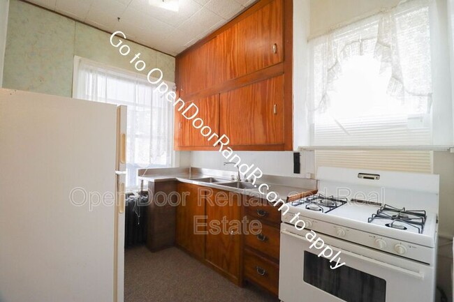 Foto del edificio - 385 S Wayne St
