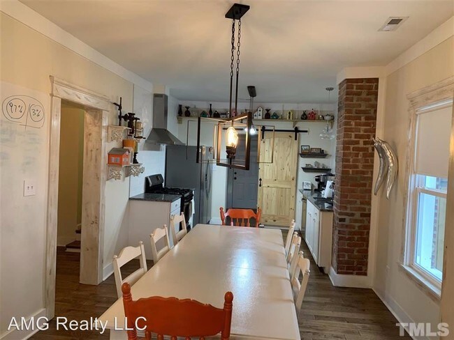 Foto del edificio - 3 br, 2 bath House - 1507 Fayetteville Street