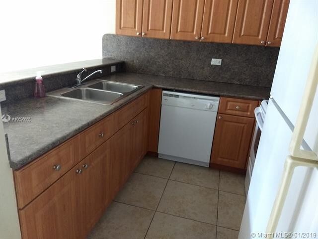 Foto del edificio - 735 SW 2nd St