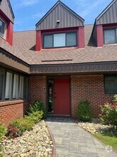 Building Photo - 105 Montoya Dr