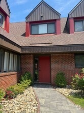 Building Photo - 105 Montoya Dr