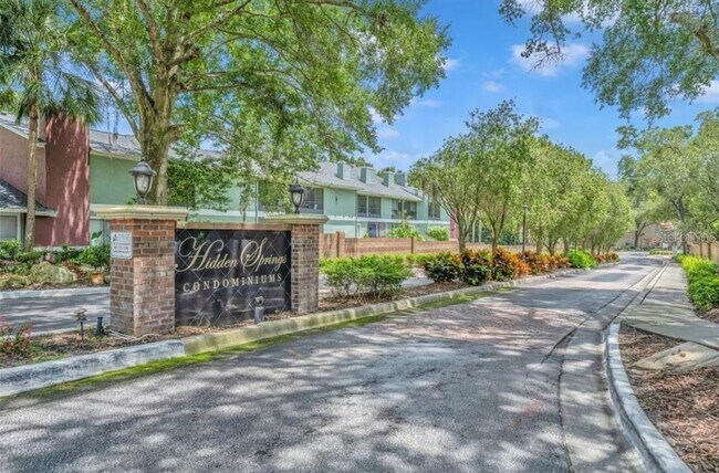 Foto del edificio - 622 Cambridge Way