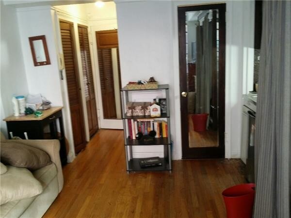 Primary Photo - 304 E 41st St