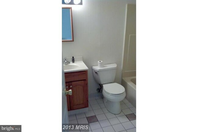 Building Photo - 443 Heather Ridge Dr