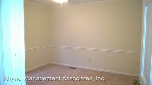 Building Photo - 298 High Meadow Dr