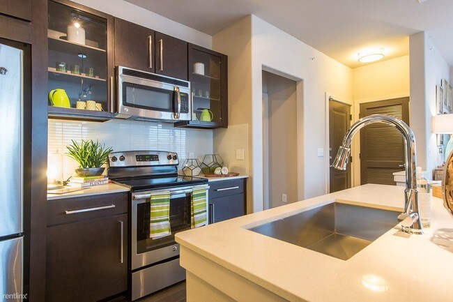 Foto del edificio - 1 br, 1 bath  - 20115 Holzwarth Rd