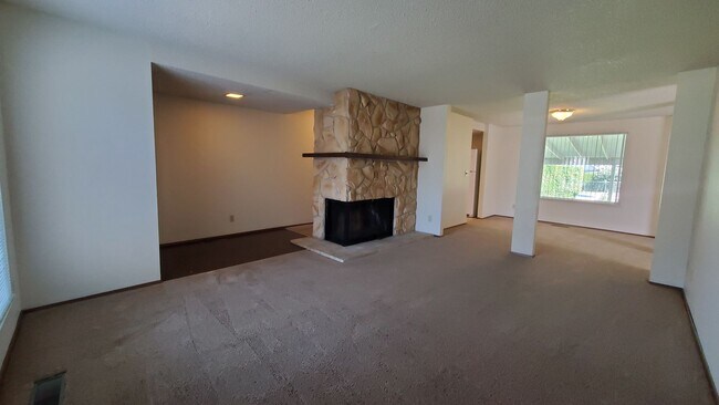 Foto del edificio - 1709 S Rainier Pl