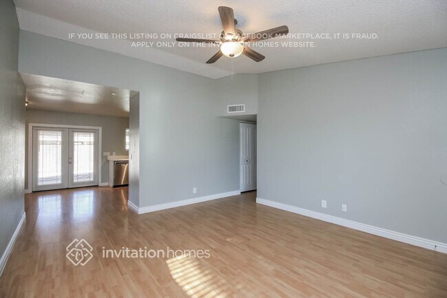 Foto del edificio - 2926 E Escondido Ave