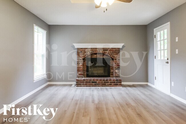 Foto del edificio - 303 Monroe Ave