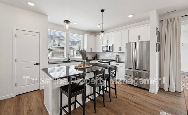 Building Photo - 6350 Levity Heights