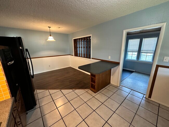 Foto del edificio - 2412 NW 38th St