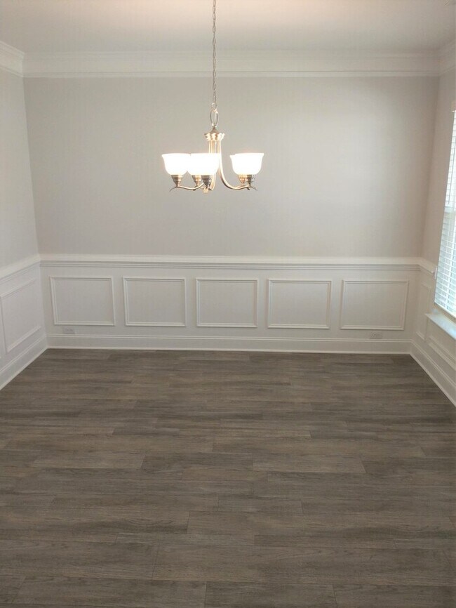 Available Now Beautiful New Home in Gard... House for Rent in