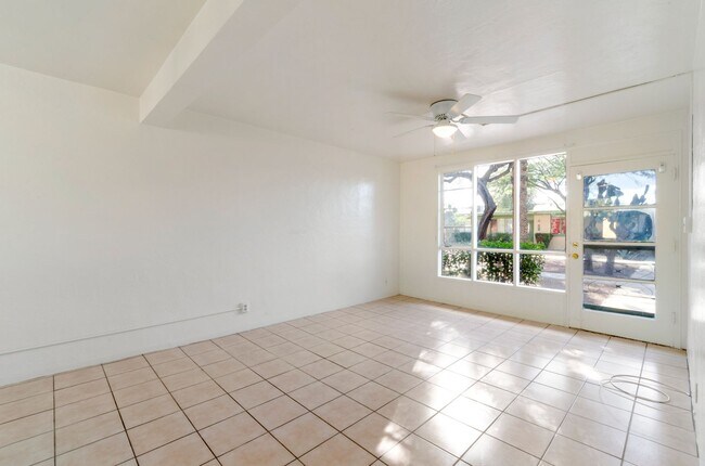 Foto del edificio - Charming 1-bedroom, 1-bath home in Tucsons most iconic neighborhood!