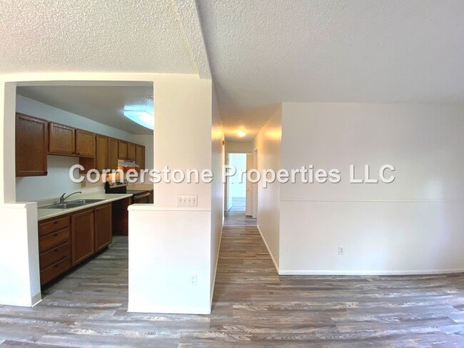 Photo - 2069 California Ave Townhome