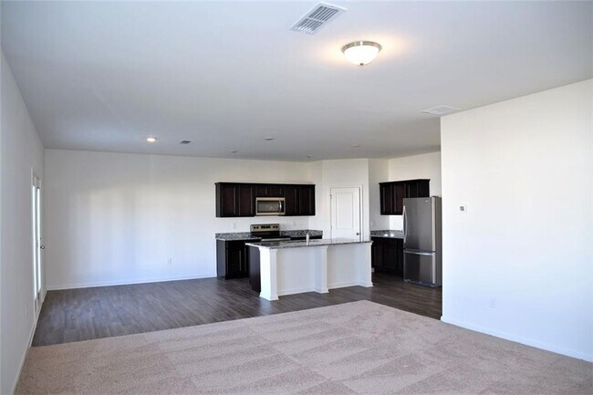 Foto del edificio - 4374 Kendrick Cir