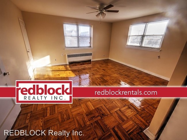 Building Photo - 1024 Levick St