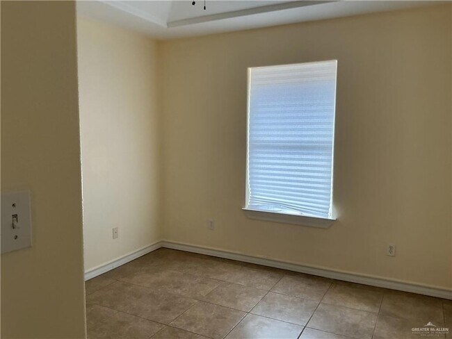 Foto del edificio - 4008 Parkplace Ave
