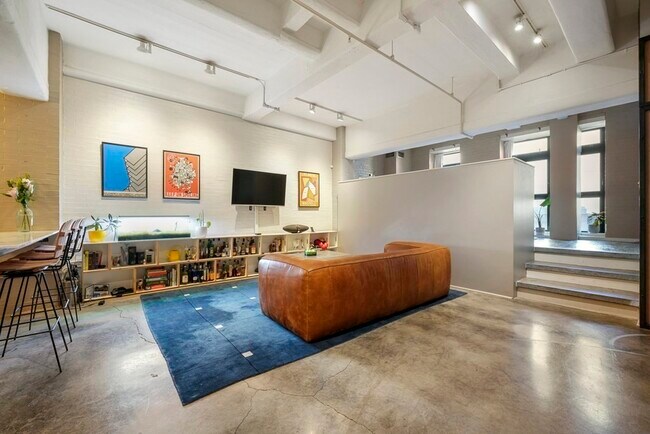 Building Photo - 42 Chauncy St