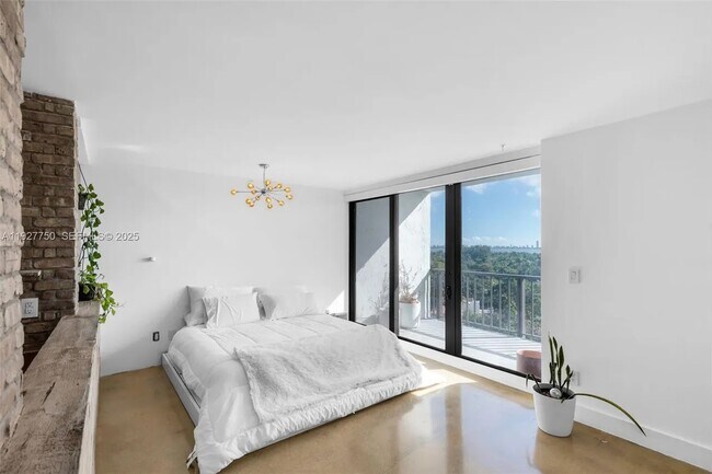 Foto del edificio - 5701 Biscayne Blvd