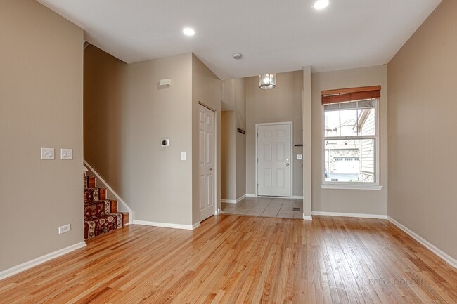 Foto del edificio - 1817 Crenshaw Cir